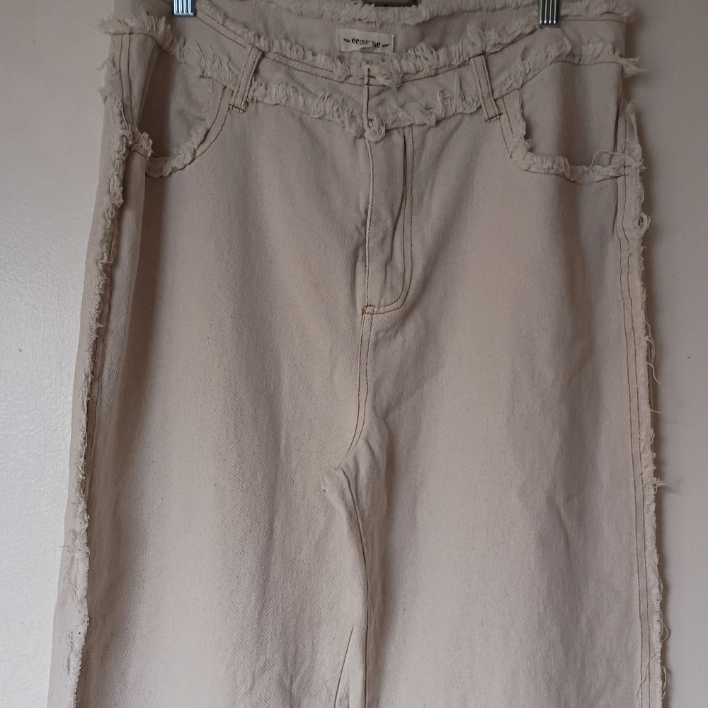 Wide Leg Jeans – Boutique Style – Size L – Like New